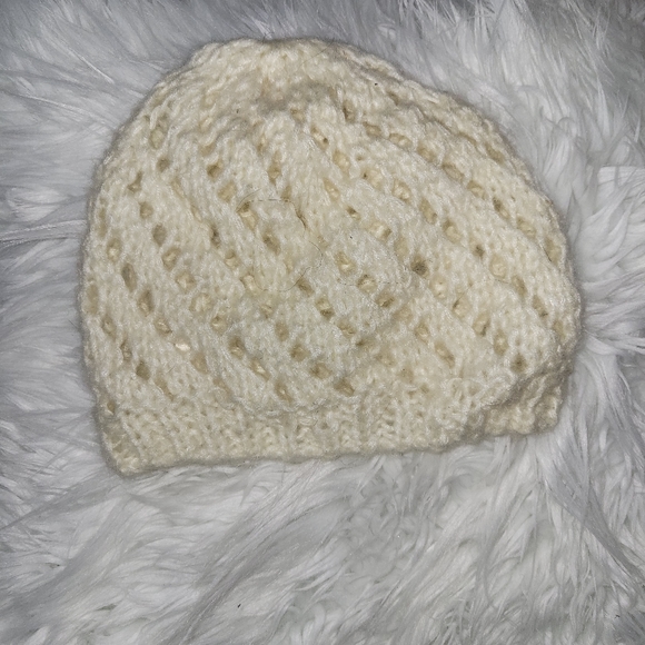 Black and cream knitted hat bundle- 2 hats - Picture 3 of 3